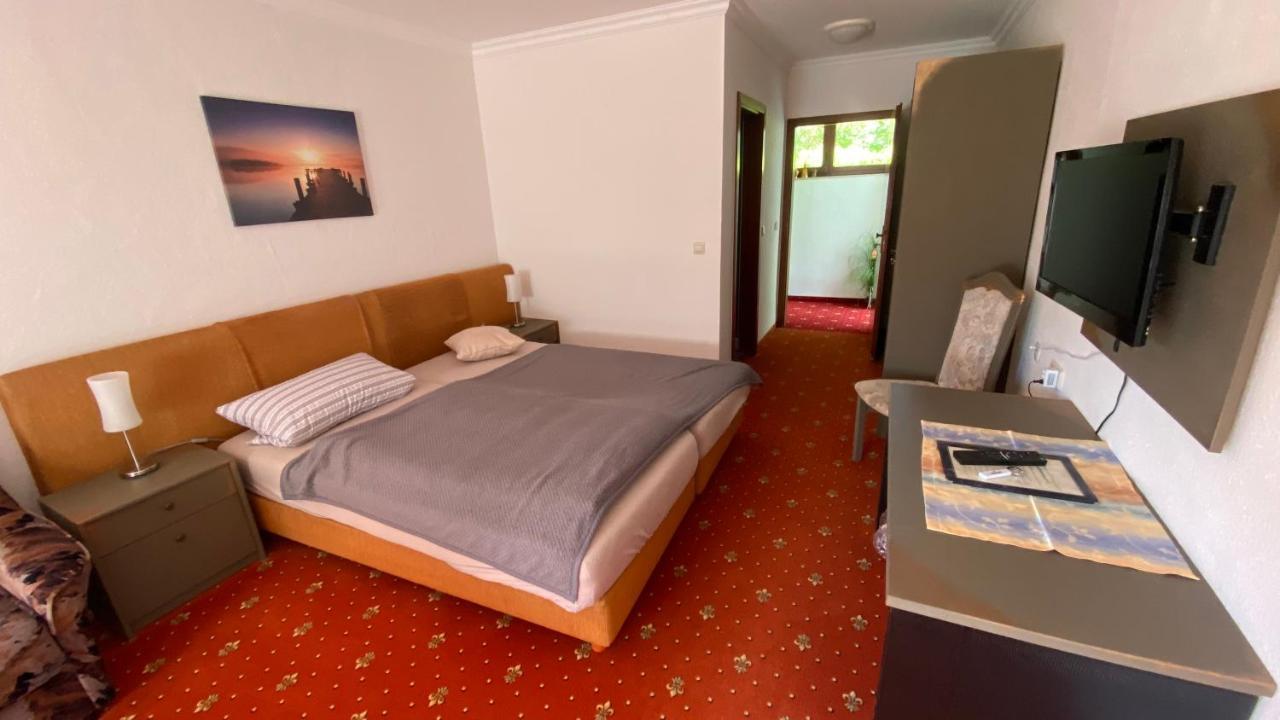 Hotel Pension Brilke Negast Steinhagen  ภายนอก รูปภาพ